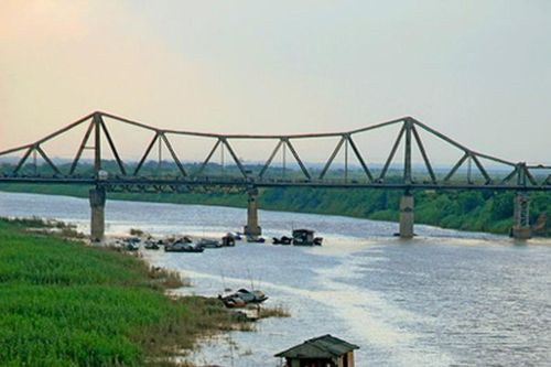 Có phương án 4 bảo tồn nguyên vẹn cầu Long Biên?