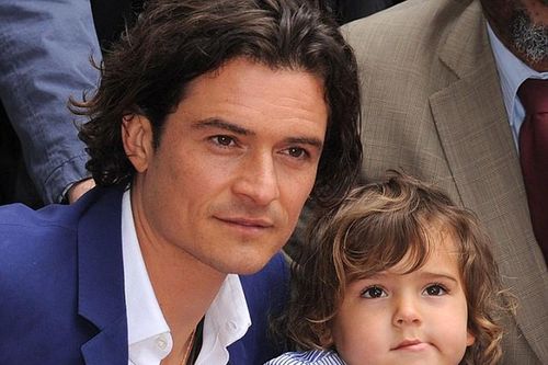 Con trai siêu 'cute' của Orlando Bloom trên Đại lộ danh vọng