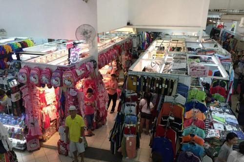 Hàng 'hiệu dởm' đầy thị trường