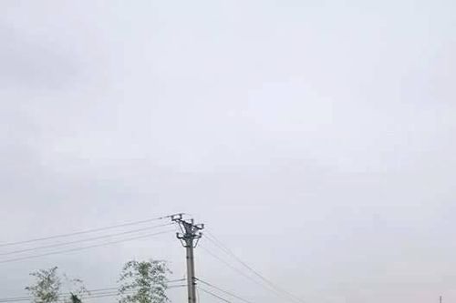 Cảnh sát dùng tàu hỏa đột kích sới bạc trăm người