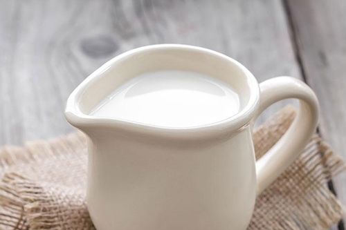 5 loại đồ uống buổi tối giúp giảm cân hiệu quả