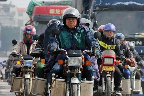 Trung Quốc: Cuộc 'đại di dân' khổng lồ về quê ăn Tết dài 1,2 tỉ km