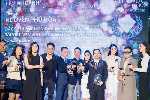 Lần đầu tiên Việt Nam có bác sĩ nha khoa nhận danh hiệu Kim Cương của Mỹ