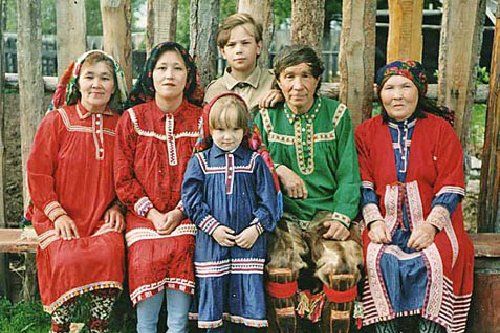 Kì cục bộ tộc có phong tục đổi vợ đổi chồng cho nhau