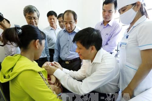 Nâng cao nhận thức, đảm bảo tiêm chủng an toàn