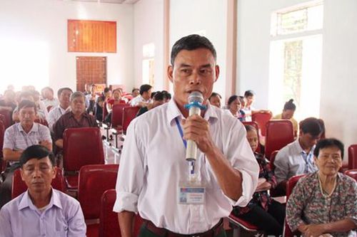 Cử tri 'xã ba mặt sông' lo doanh nghiệp khai thác cát làm sạt lở đất