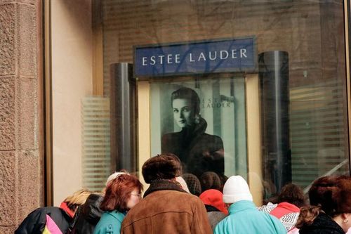 Cuộc sống ở nước Nga năm 1992 qua ảnh của Martin Parr (1)