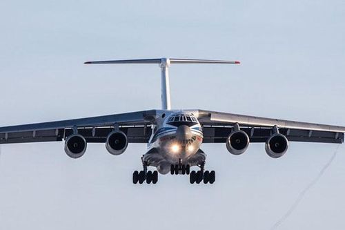 Khám phá 'ngựa thồ' Ilyushin IL-76 Nga vừa chuyển hàng cứu trợ tới Việt Nam