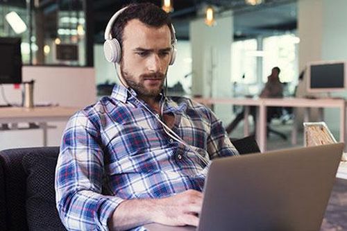 Thói quen dễ gây mất thính lực