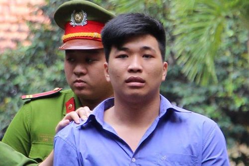 9X mang án 17 năm tù vì đâm chủ nợ