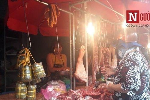 TP.HCM: Giá thực phẩm biến động khó lường vào ngày cận Tết