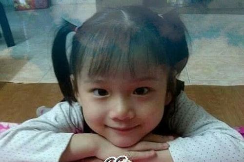 Bác sỹ nghiêng mình vì nghĩa cử của bệnh nhi 7 tuổi