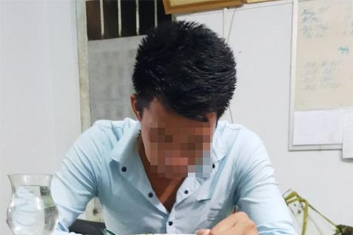 Trai trẻ nhảy cầu tự tử vì bạn gái 'cắm sừng'