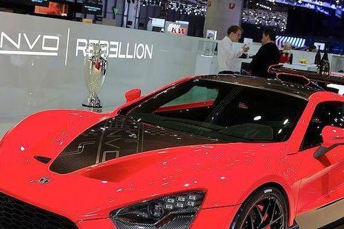Zenvo TSR-S mạnh hơn 1.000 mã lực thách thức giới siêu xe