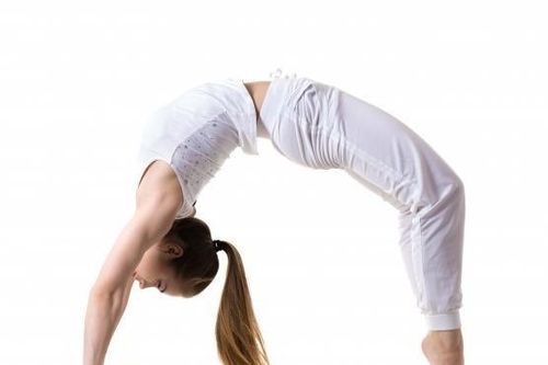6 tư thế yoga cho vòng ngực săn chắc, đầy đặn