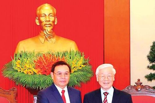 Tổng Bí thư Nguyễn Phú Trọng tiếp đoàn Ủy ban Trung ương Mặt trận Lào xây dựng đất nước
