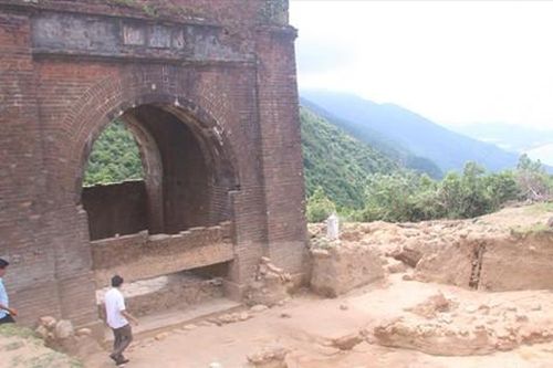 Mơ một lần thiên lý qua Hải Vân quan...