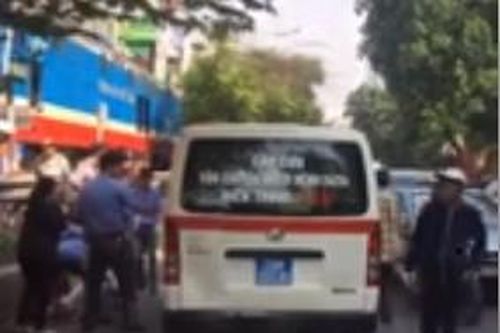 Người đàn ông bị tàu hỏa đâm tử vong ở Hà Nội