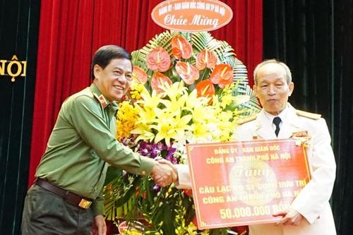 Các Hội viên Câu lạc bộ sỹ quan Công an hưu trí Thủ đô luôn phát huy 'Tuổi cao gương sáng'