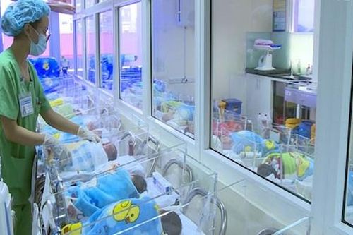 Gia tăng số trẻ sinh non, cân nặng cực thấp