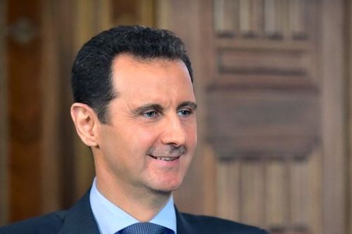 Vì sao Saudi Arabia, UAE bất ngờ 've vãn' Tổng thống Assad sau 7 năm thù địch?