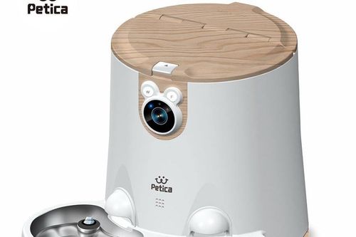 Ra mắt bộ cung cấp thức ăn và nước tích hợp camera cho thú cưng