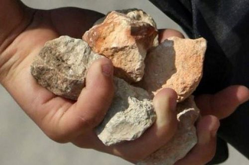 Nhóm ném đá vào nhiều ôtô ở miền Tây bị tạm giữ