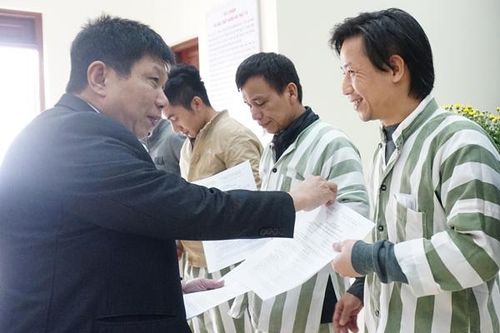 Lối mở cho những người phạm tội biết ăn năn, hối cải
