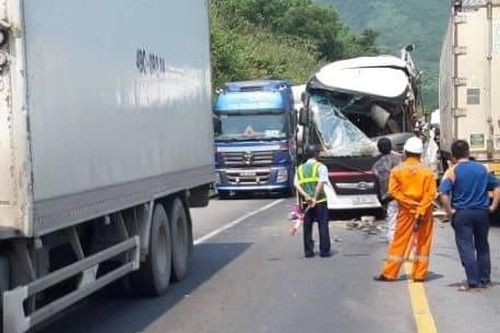 Tai nạn khiến gần 20 du khách Hàn Quốc bị thương, lãnh đạo Đà Nẵng họp khẩn