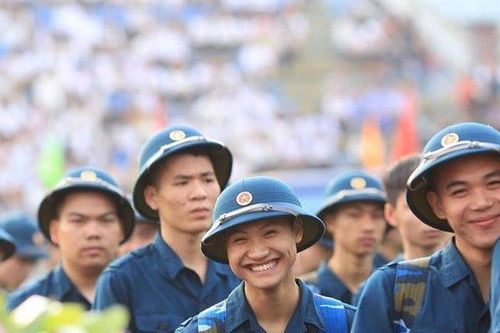 Nụ cười của những tân binh ngày nhập ngũ