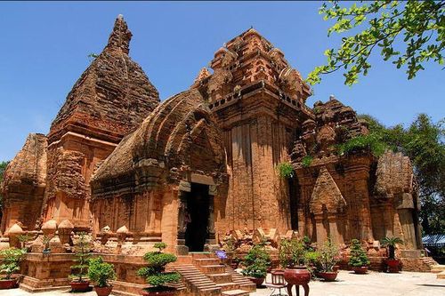 #Justgo: Tháp Bà Ponagar đặc trưng văn hóa tôn giáo cổ ở Nha Trang