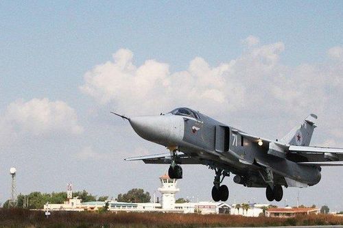Chiến sự Syria: Căn cứ Hmeimim của Nga tiếp tục bị khủng bố nã hàng chục tên lửa tấn công