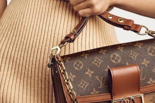 Clip: Tận mục quy trình sản xuất túi xách Louis Vuitton có giá cả triệu đô