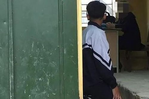 Bị tố bắt học sinh quỳ gối ngay trong lớp học: Cô giáo lên tiếng