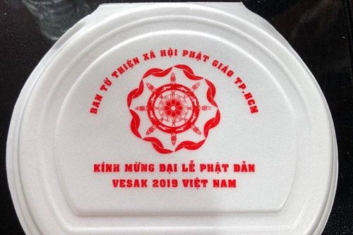 Đại tiệc đồ ăn chay phục vụ Đại lễ Vesak 2019