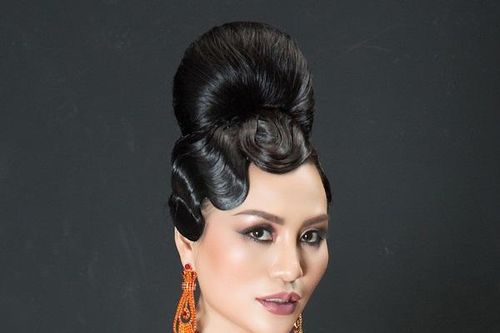 Không chỉ đa tài, Nữ Hoàng Trần Huyền Nhung còn xứng danh 'Hoa hậu bầu show'