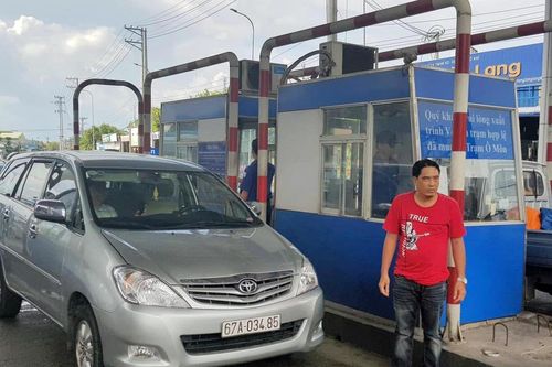 Phải nộp phí vô lý qua trạm T2, người dân có thể khởi kiện Bộ GTVT