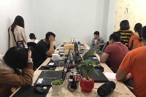 Triệt phá đường dây đánh bạc xuyên biên giới, trục xuất 77 người Trung Quốc