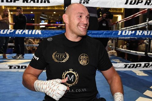Quyền Anh: Chỉ có 3 người không ấn tượng với chiến thắng của Fury - Joshua, Wilder và Whyte