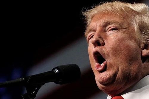 Ông Trump bị cáo buộc tấn công tình dục