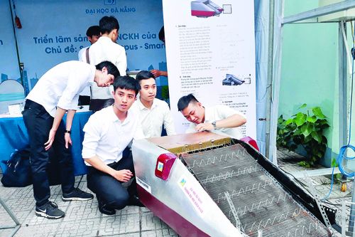 Sinh viên nghiên cứu khoa học: Hướng đến tính ứng dụng