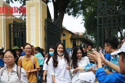 99,60% thí sinh dự thi môn Ngữ văn, 25 thí sinh vi phạm quy chế