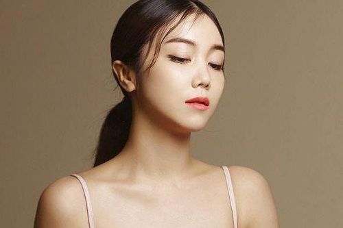 Ồn ào giữa Song Joong Ki và 'người tình tin đồn' chuyên đóng phim 18+