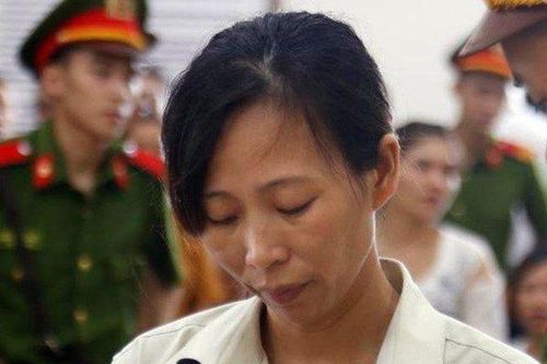 Người đàn bà bán cá giết bạn thân, dựng hiện trường bị cướp xin được chết tại tòa