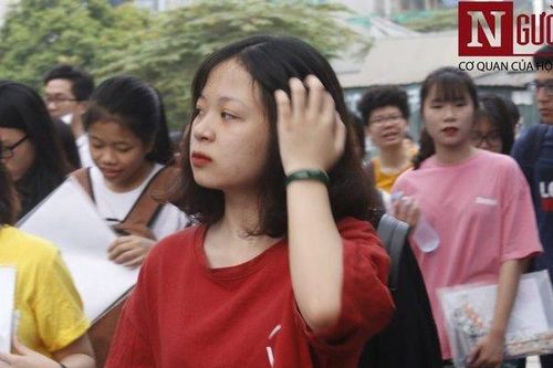 Dịch tả lợn châu Phi, 'cát tặc' và mỹ phẩm giả vào đề thi Giáo dục công dân THPT Quốc gia 2019