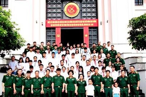 Tổng cục Hậu cần: Gặp mặt tuyên dương 60 học sinh tiêu biểu, xuất sắc khu vực phía Bắc