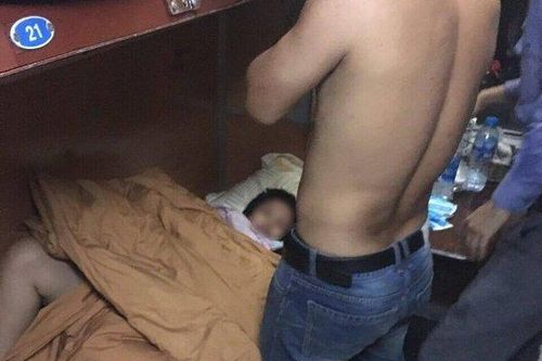 Thêm một 'thiên thần nhỏ' chào đời ngay trên tàu Bắc - Nam