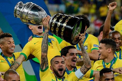 Brazil vô địch và vinh quang cho người xứng đáng nhất