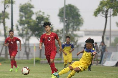 Việt Cường ghi bàn, U23 Việt Nam giành chiến thắng ở trận đấu tập
