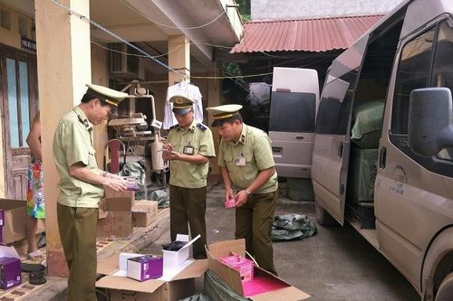 Lạng Sơn: Thu giữ hơn 2.000 sản phẩm mỹ phẩm nhập lậu